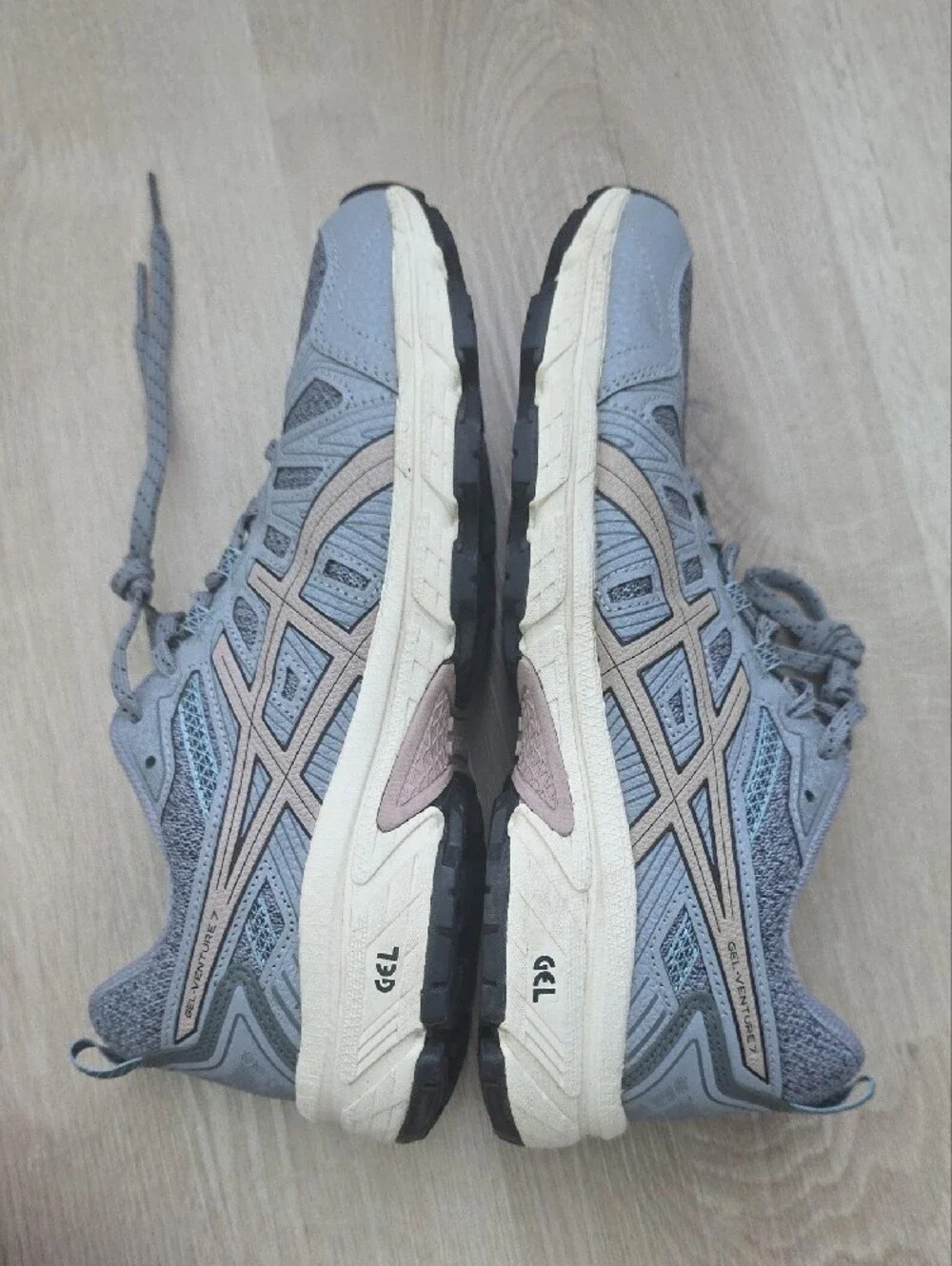 ASICS Gel-Venture 7 MX Trail Running Shoes Women's Size 8 Gray Sheet Rock